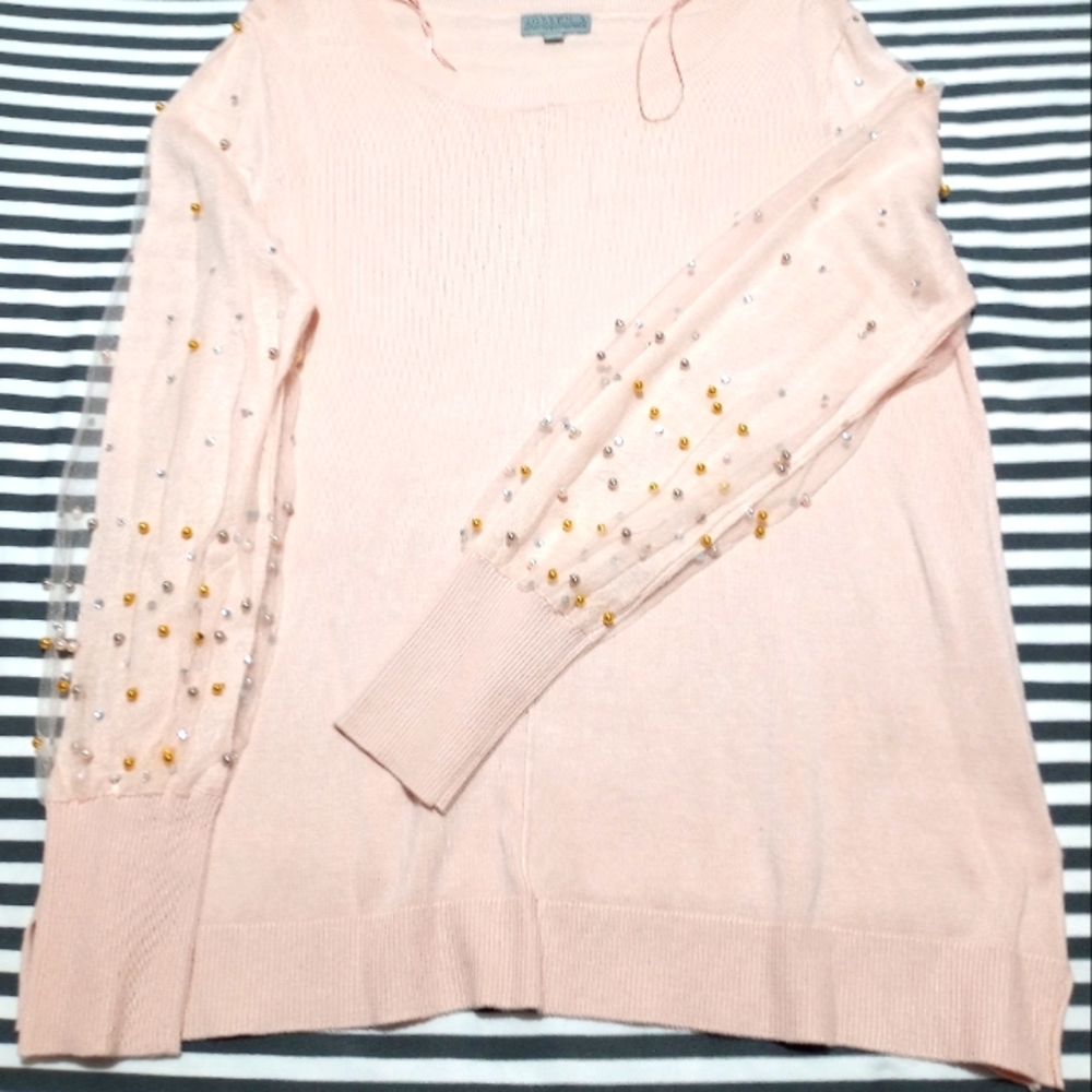 BEAUTIFUL PEACH BLOUSE,SIZE LARGE.